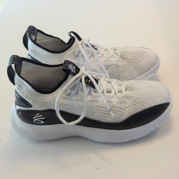 Under Armour Curry Flow 8 Basketball Shoes Size 9.5 White Black 3024785-111 EUC main image 4